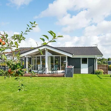 Holiday Juelsminde Lvi